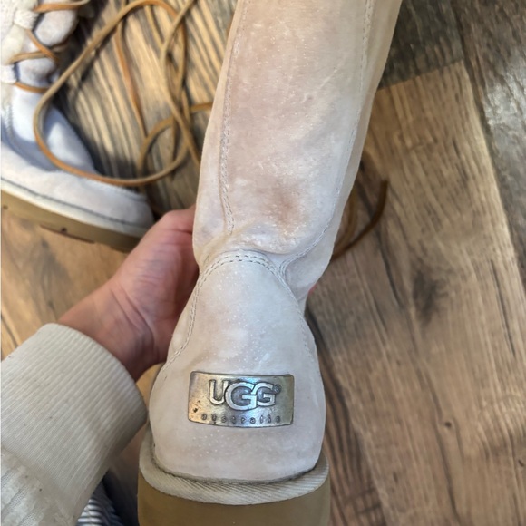 UGG Women's Tan Lace-Up Winter Boots - Picture 2 of 5
